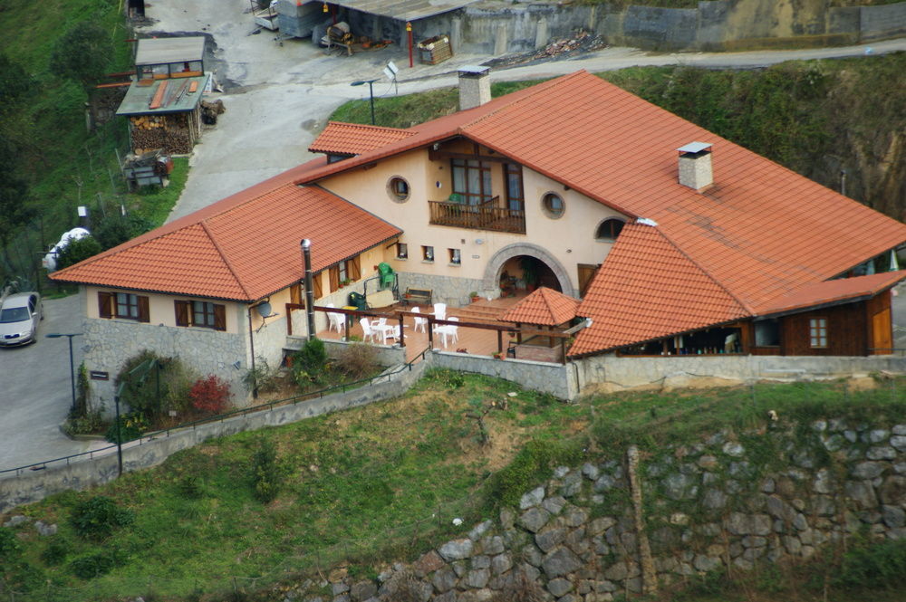 Agroturismo Ordaola Alonsotegi Exterior photo